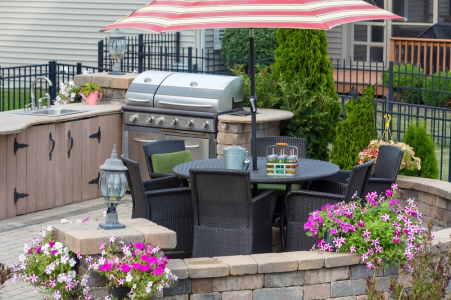 Outdoor kitchen