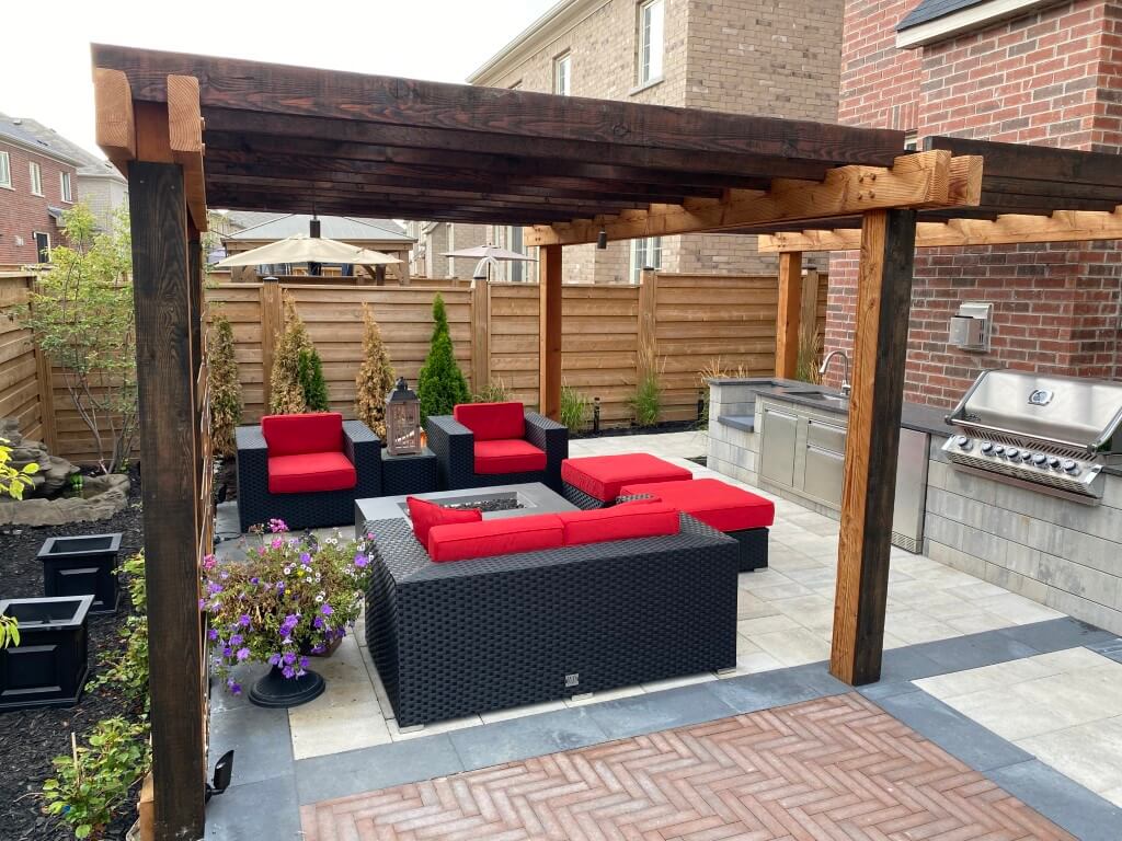 GTA Outdoor kitchen landscape