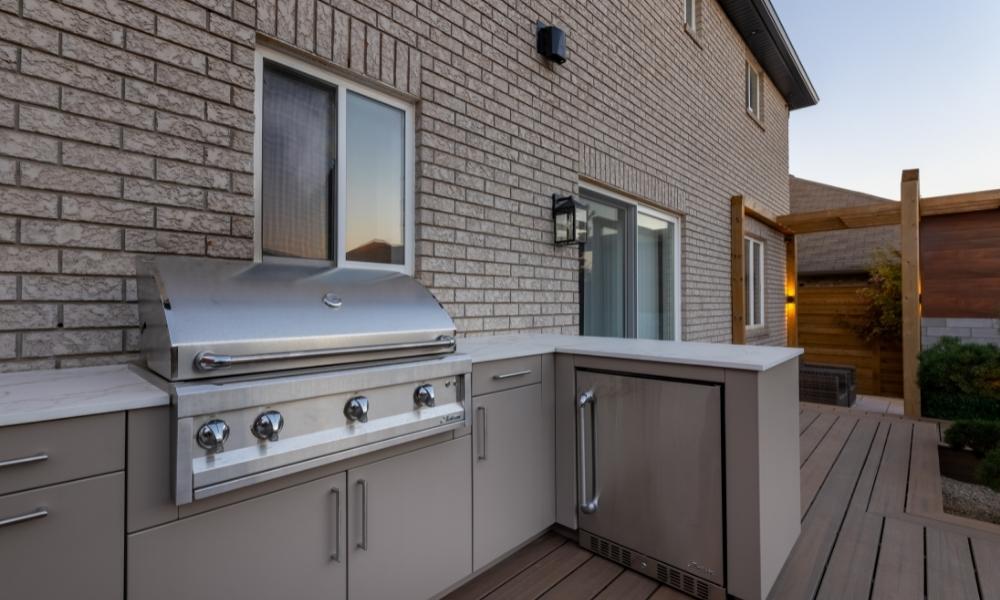 outdoor kitchens